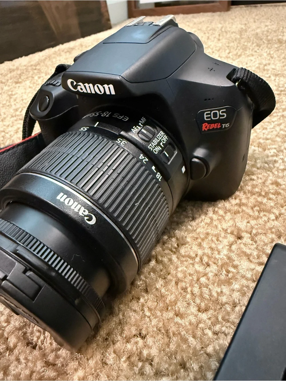 Canon EOS Rebel T6
